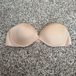 Victoria’s Secret Love Cloud Smooth Push-Up Bra